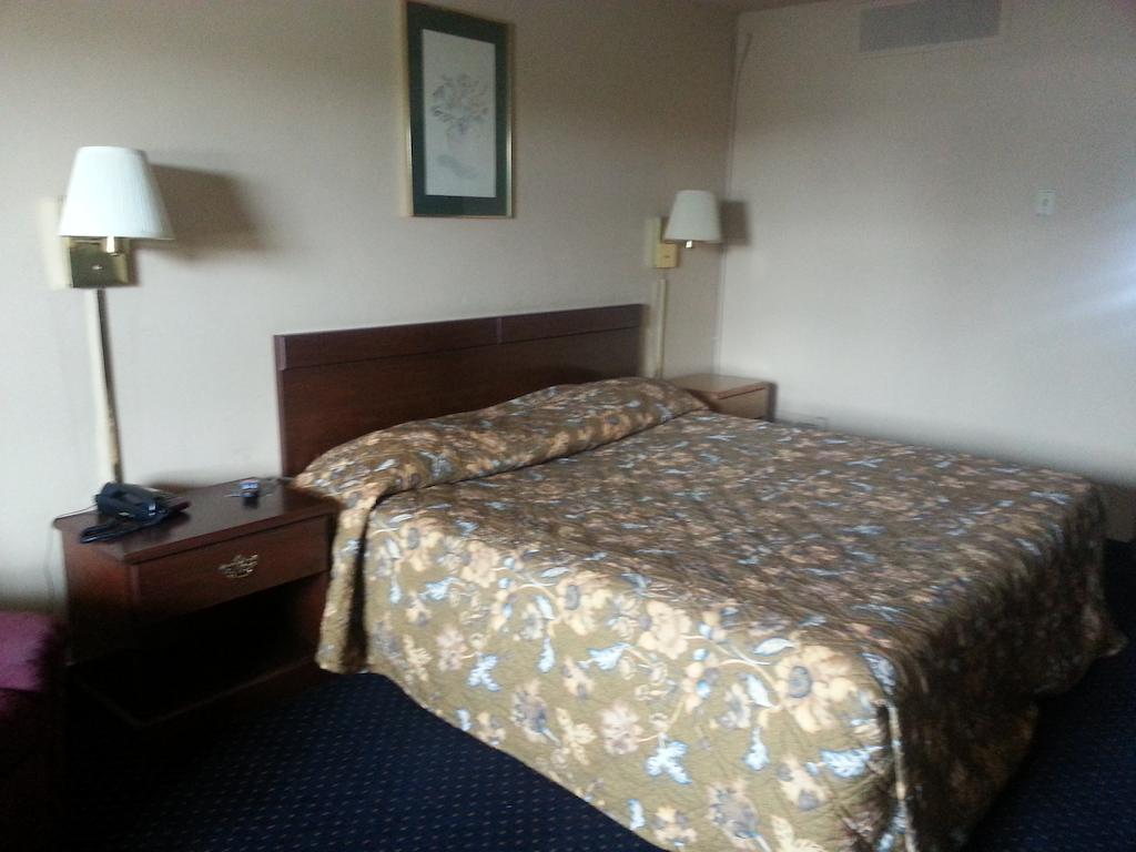 America'S Best Inn & Suites Clarksville คลาร์กสวิลล์ ห้อง รูปภาพ