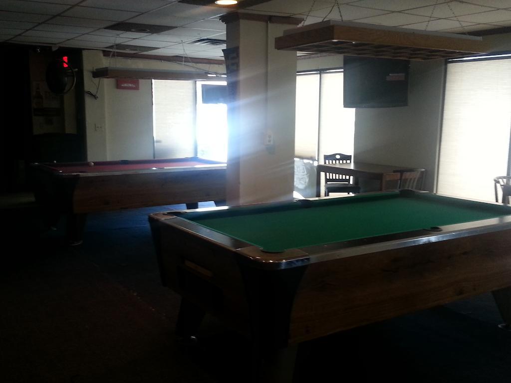 America'S Best Inn & Suites Clarksville คลาร์กสวิลล์ ภายนอก รูปภาพ